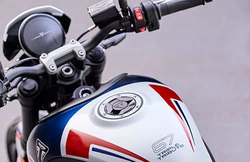 Triumph Trident 660 Triple Tribute Edition Equipment