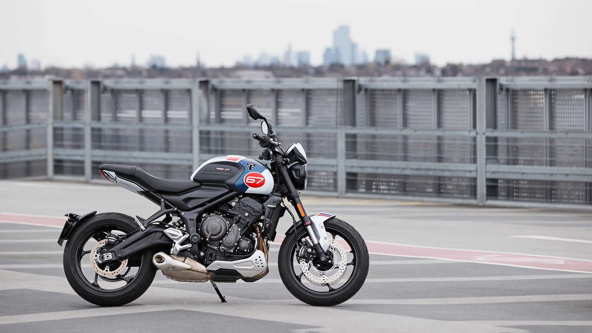 Triumph Trident 660 Triple Tribute Edition parked up