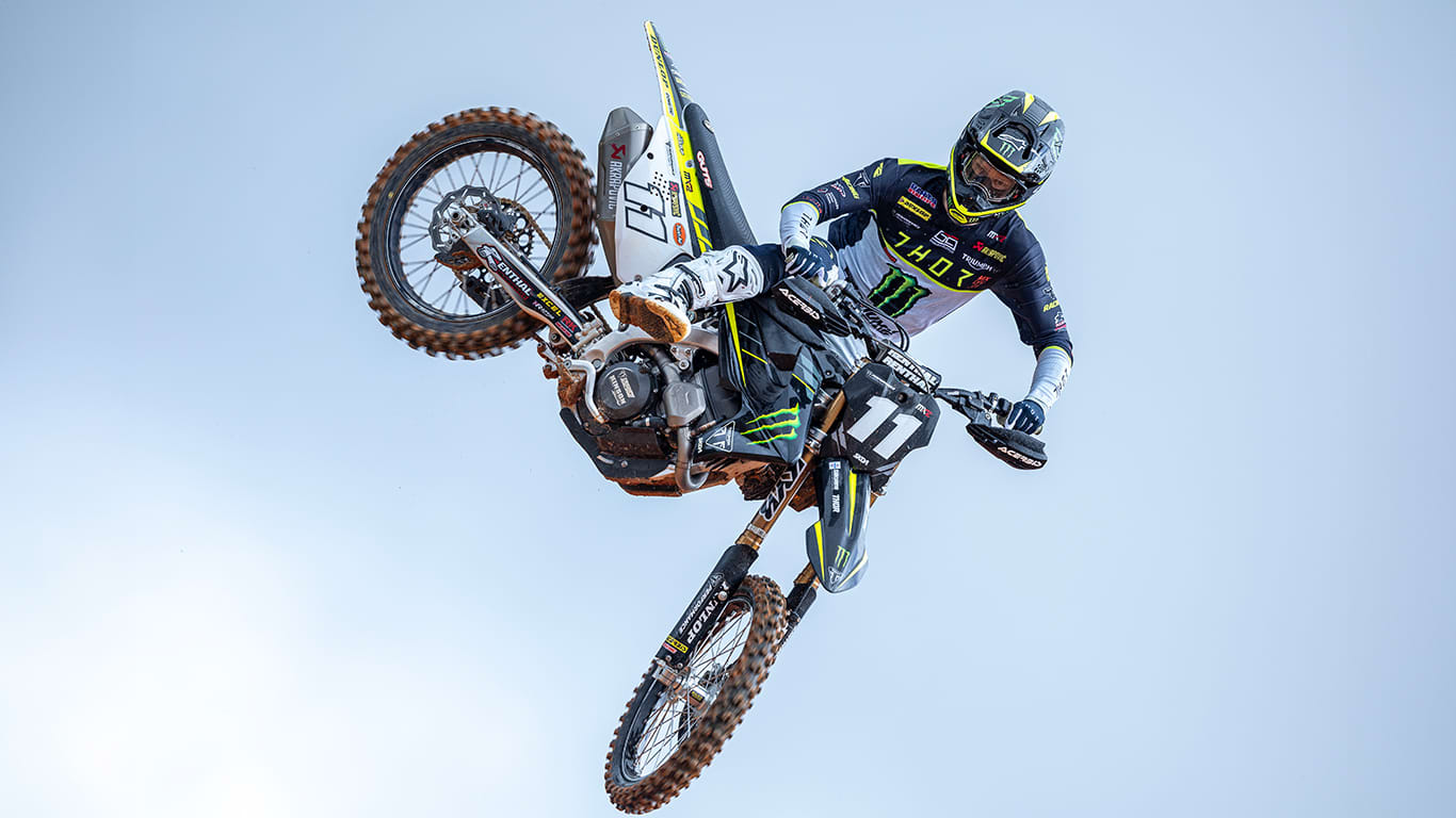 Triumph Performance Lubricants - motocross image