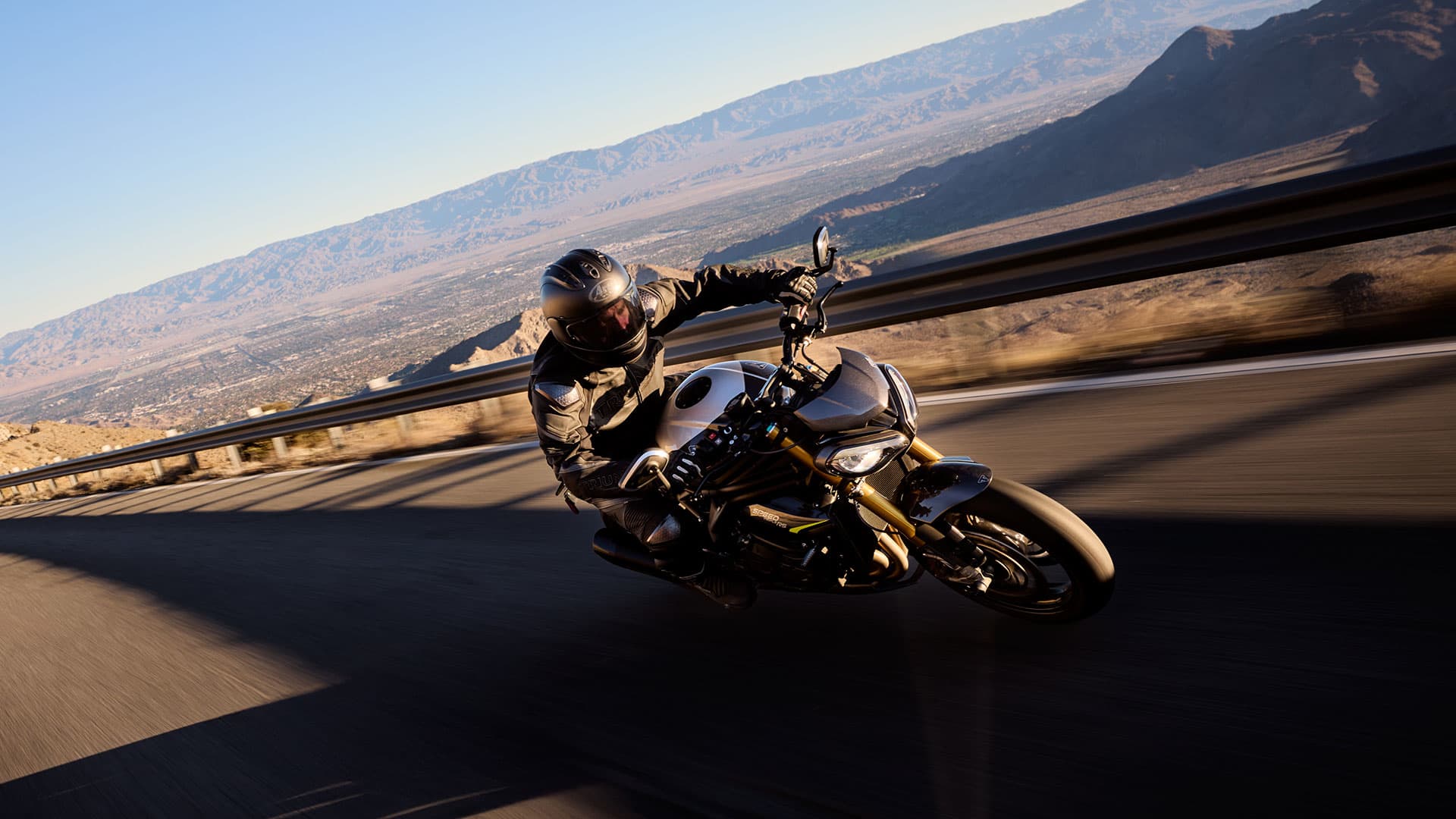 Triumph Speed Triple 1200 RS riding shot