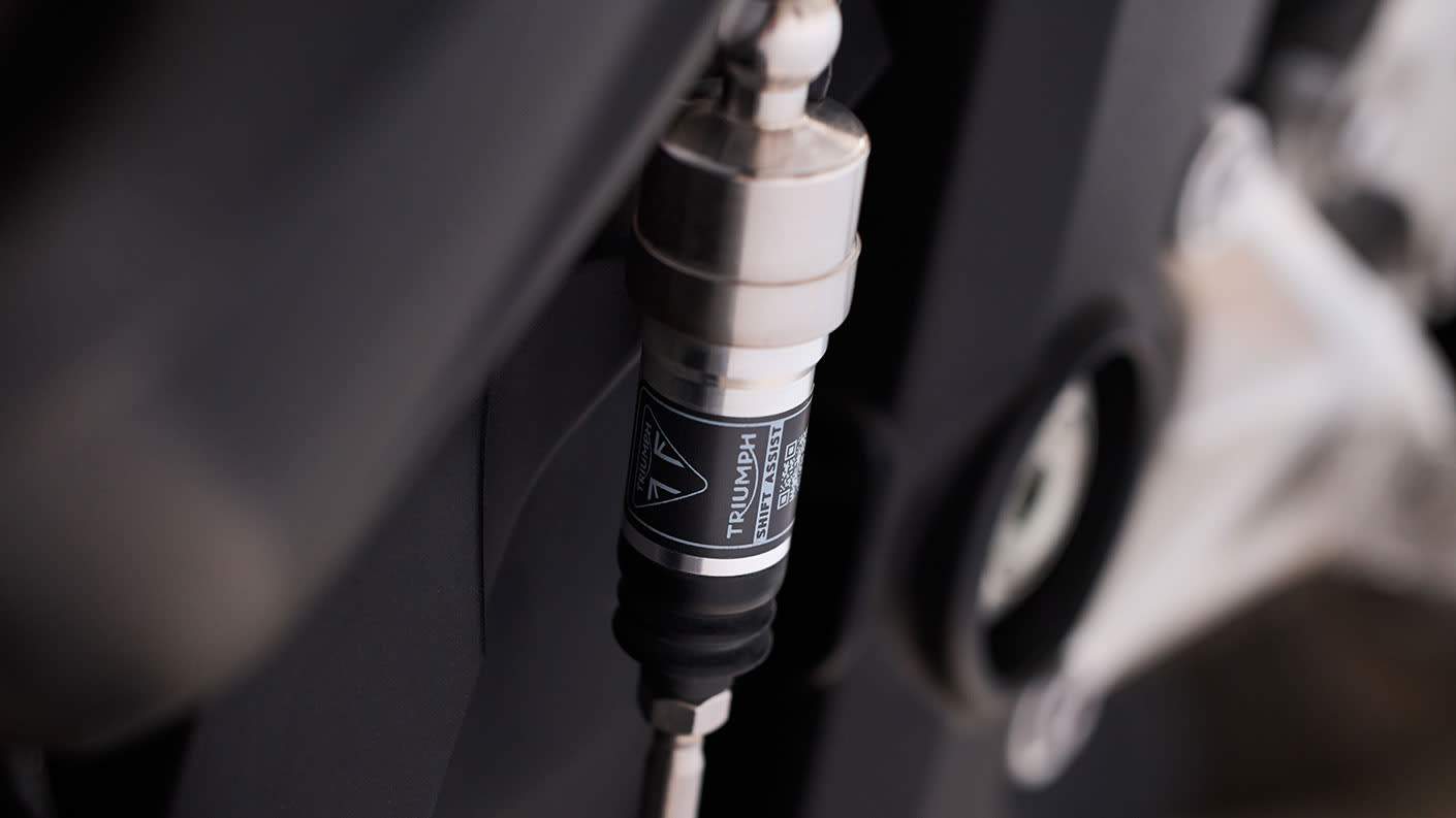 Triumph Speed Triple 1200 RS shift assist
